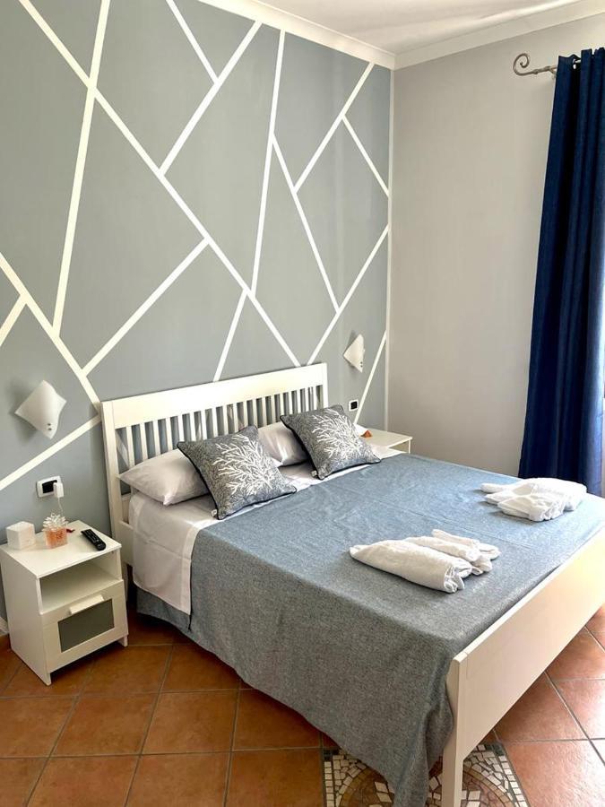 נאפולי Manu'S Room מראה חיצוני תמונה
